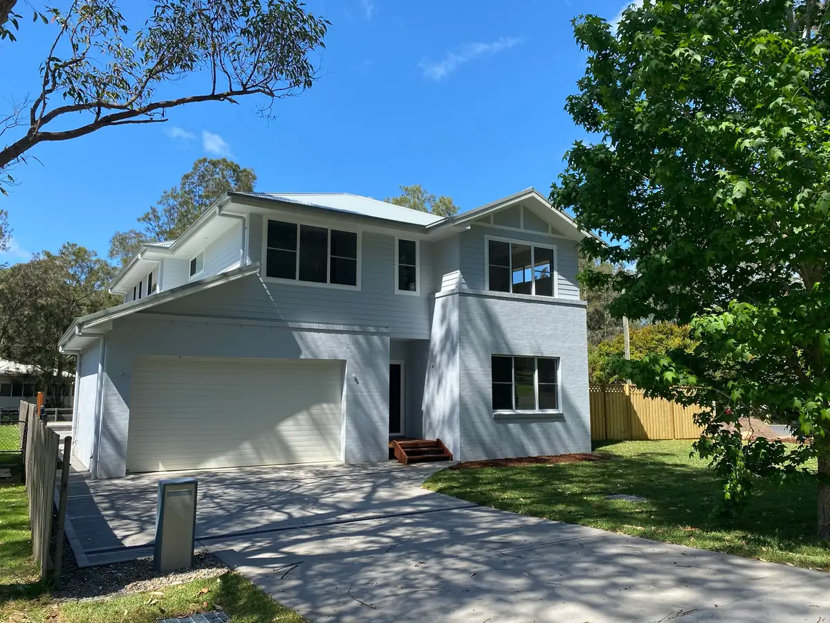 raised-coastal-home-facade-killcare