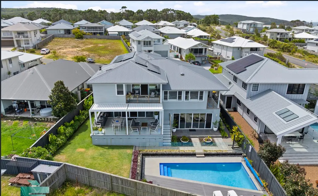 tri-level-slope-home-rear-aerial